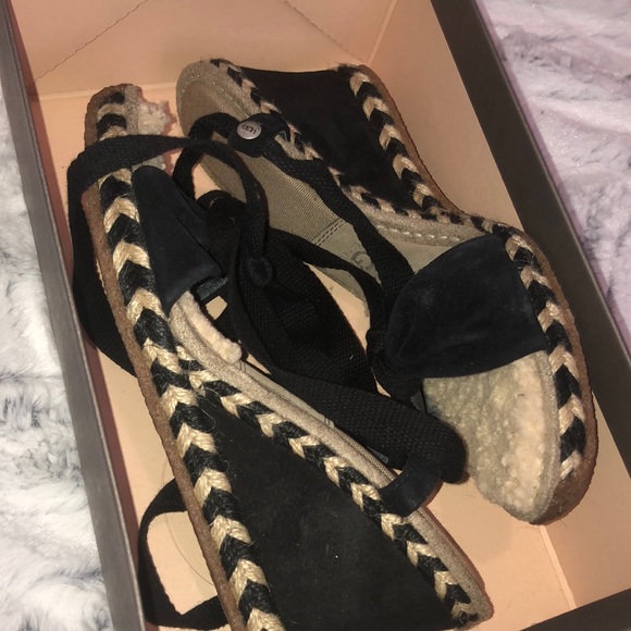 UGG wedges - Picture 7 of 8